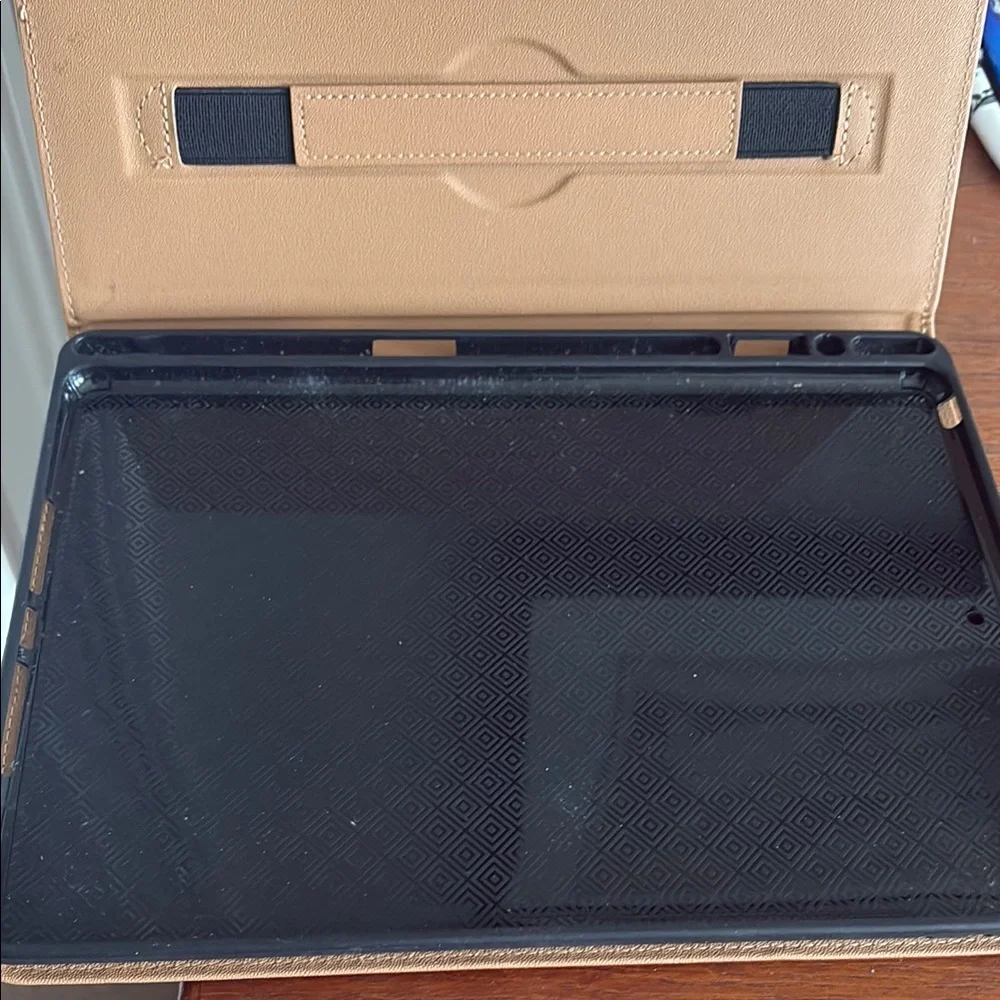 Otto iPad Case